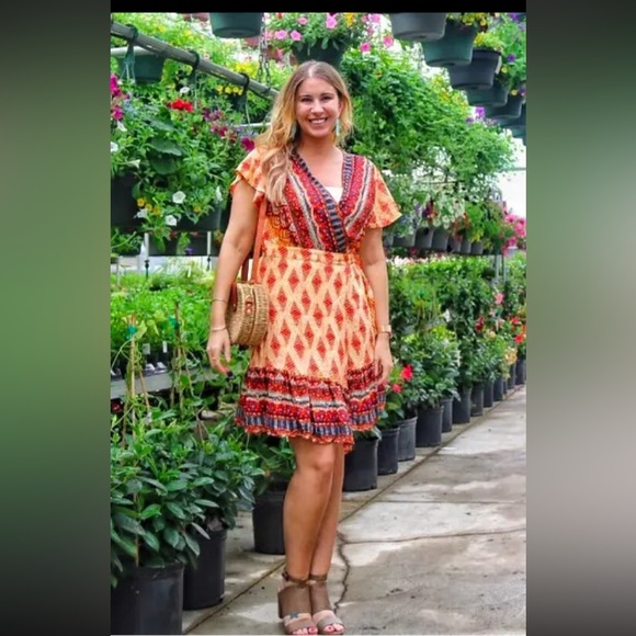 Amazon Dresses & Skirts - NWT Amazon Medium maxi Aztec Patterned Maxi Dress